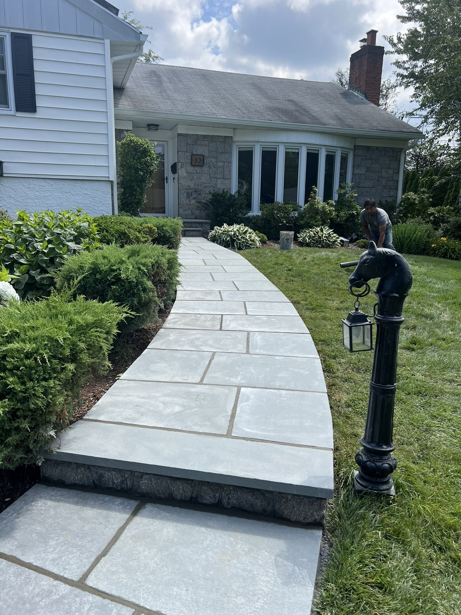 Paving installation
